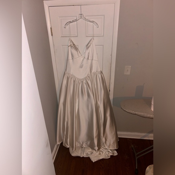 BRAND NEW JENNY BY JENNY YOO SHERIDAN DROP-WAIST STRETCH-SATIN WEDDING GOWN - Picture 6 of 9